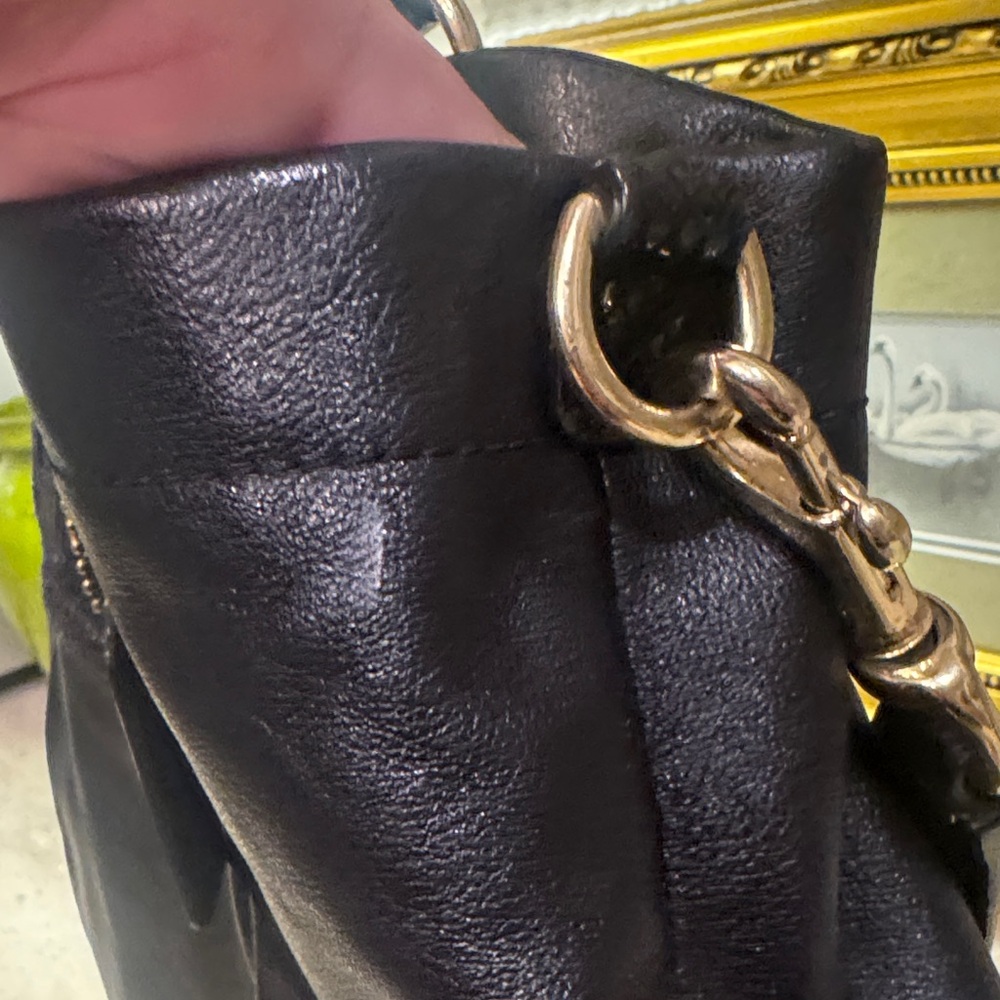 Coach Black Leather Shoulder Bag - Picture 4 of 16